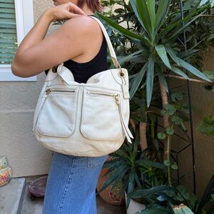 Vintage Cream/Gold Fossil Pebbled Leather Shoulder Bag